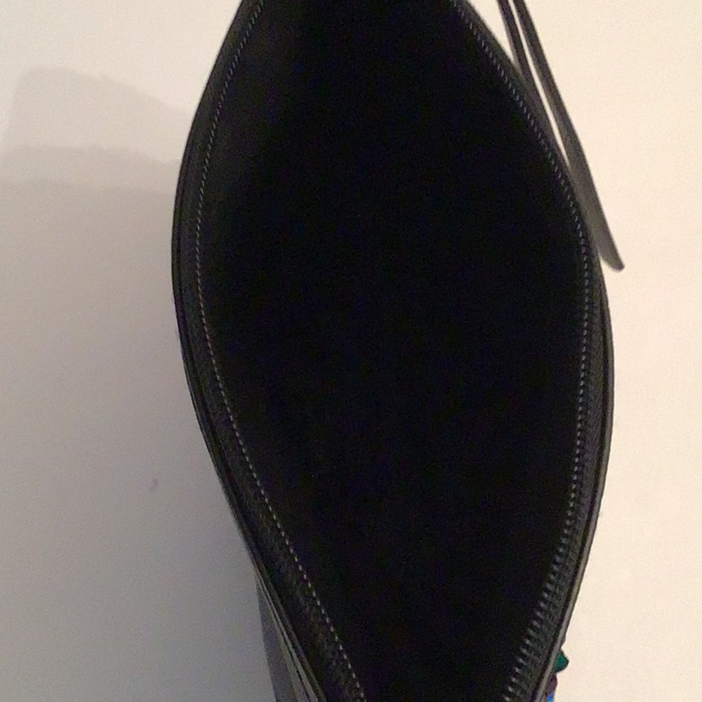 VICTORIA’S SECRET SEQUINS MAKE UP BAG - Picture 5 of 5